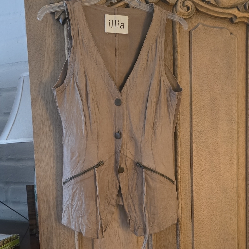 Tan Fitted Buttoned Tank Top
